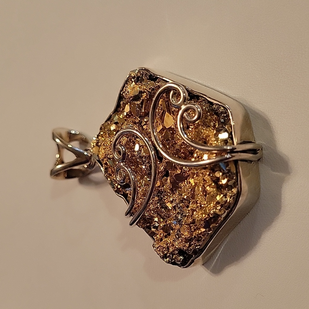 Gold & silver pendant